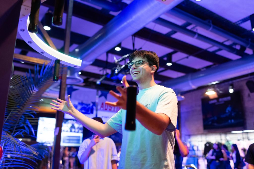 Williams Austin FanZone - NMC2